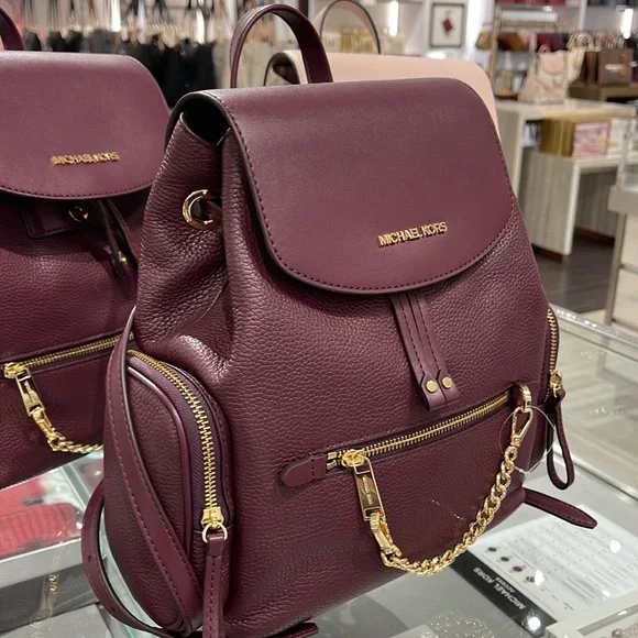 Michael Kors | Bags | Michael Kors Jet Set Item Medium Chain  display picture 2